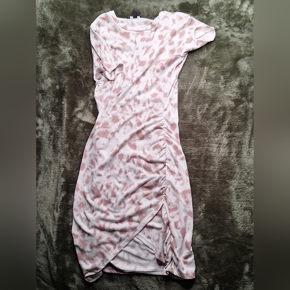 Used EXPRESS Size M Synched Dress, White, Pink, Stretch - Picture 5 of 5